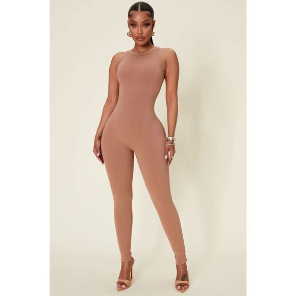 Womens Fashion Nova Serafina Snatched Yoga Ribbed Sleeveless Jumpsuit Romper - S - Picture 1 of 4